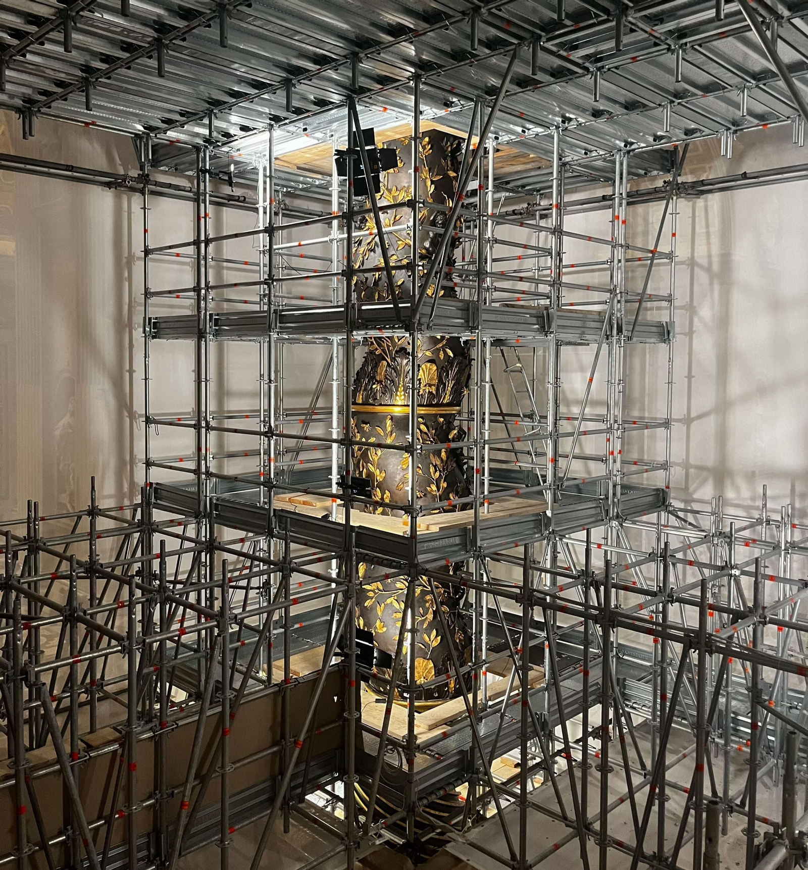 Restauración del Baldaquino de Bernini en el Vaticano