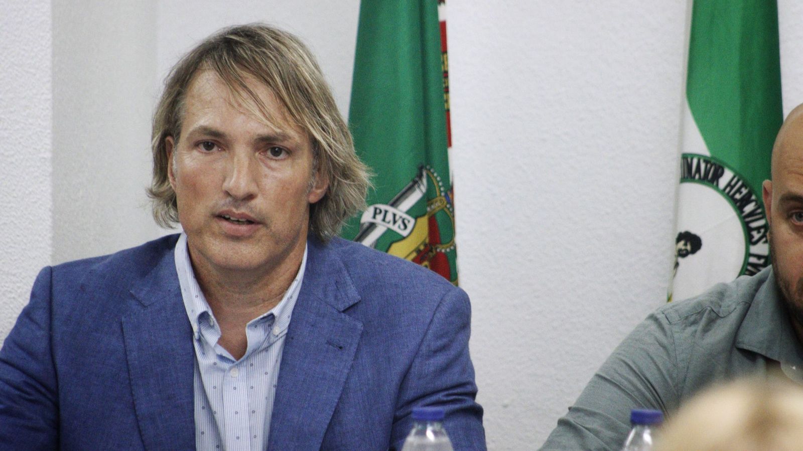 Ismael Beiro durante su intervención en el debate de la AVV Cádiz Centro.
