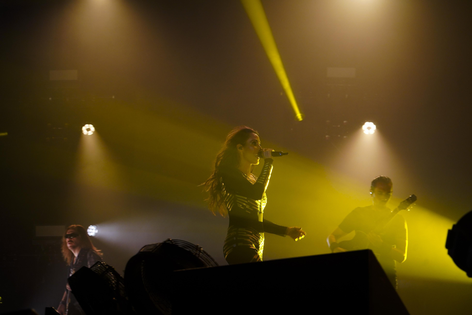 El concierto de Malú en Granada, en imágenes