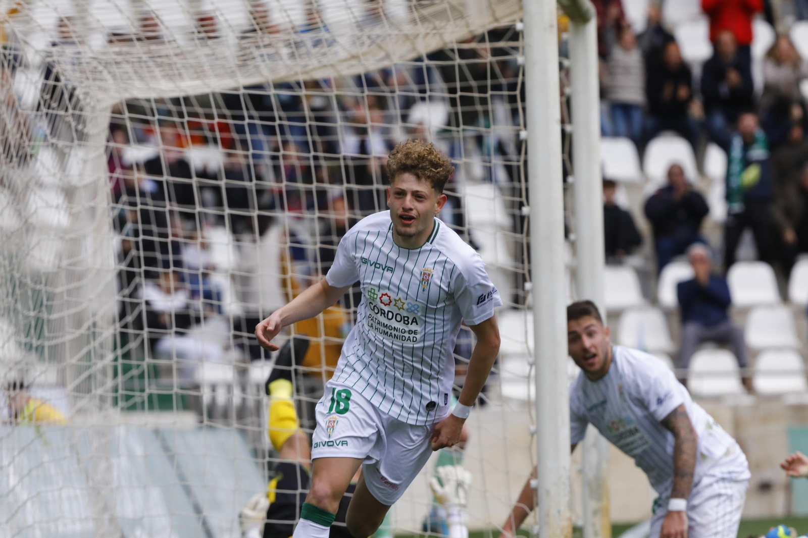 La victoria del Córdoba CF ante la Cultural Leonesa, en imágenes