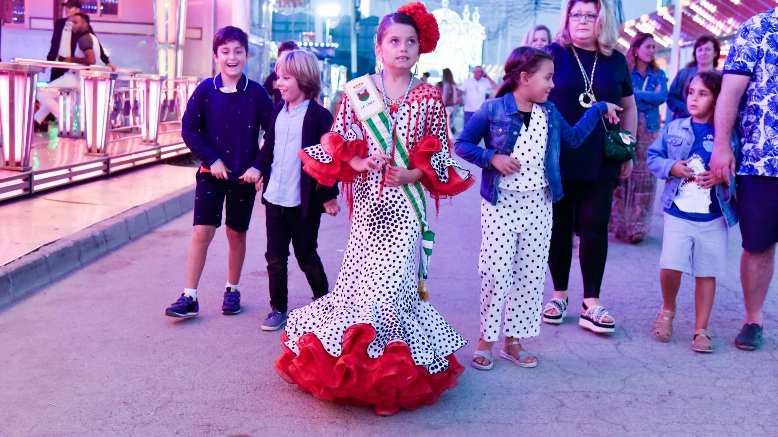 Jueves de Feria de la Línea en imagenes
