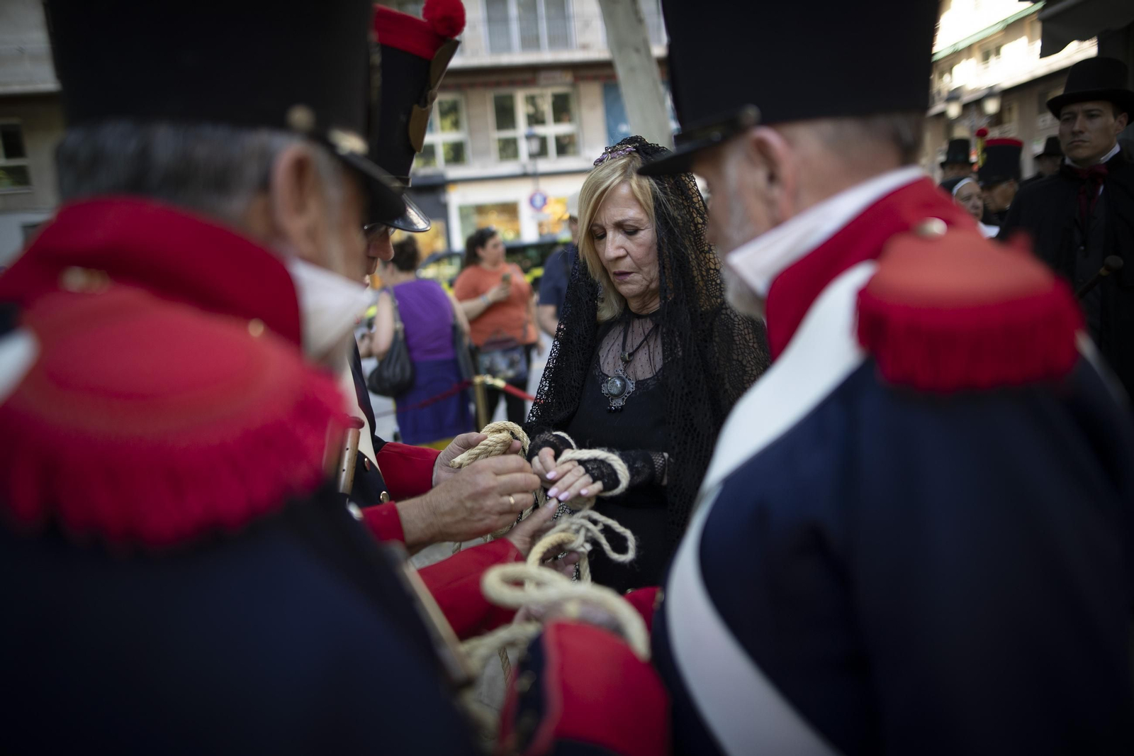 Las mejores imágenes de la tradicional proecesión en honor a Mariana Pineda en Granada