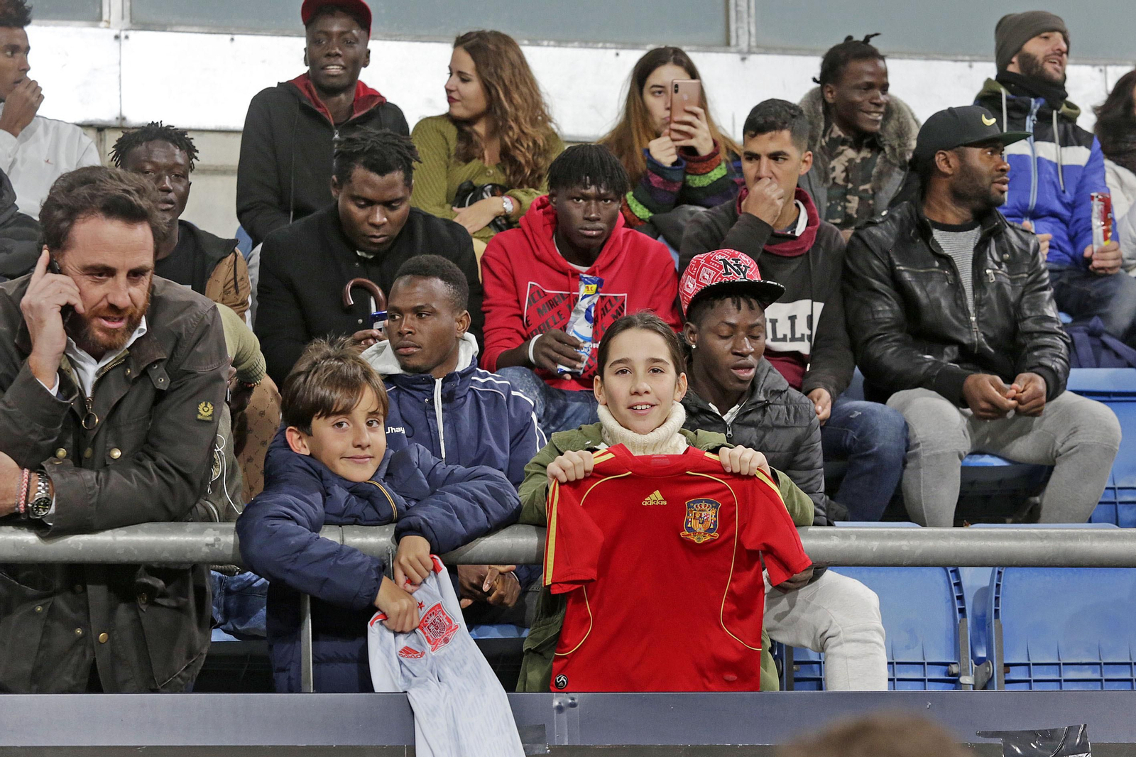 Imágenes de la selección española entrenando en el estadio Carranza