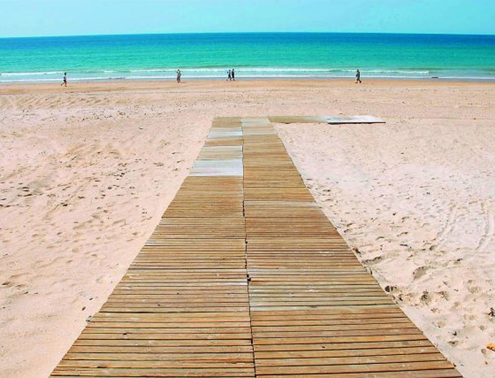 Un total de 70 playas andaluzas obtienen bandera azul