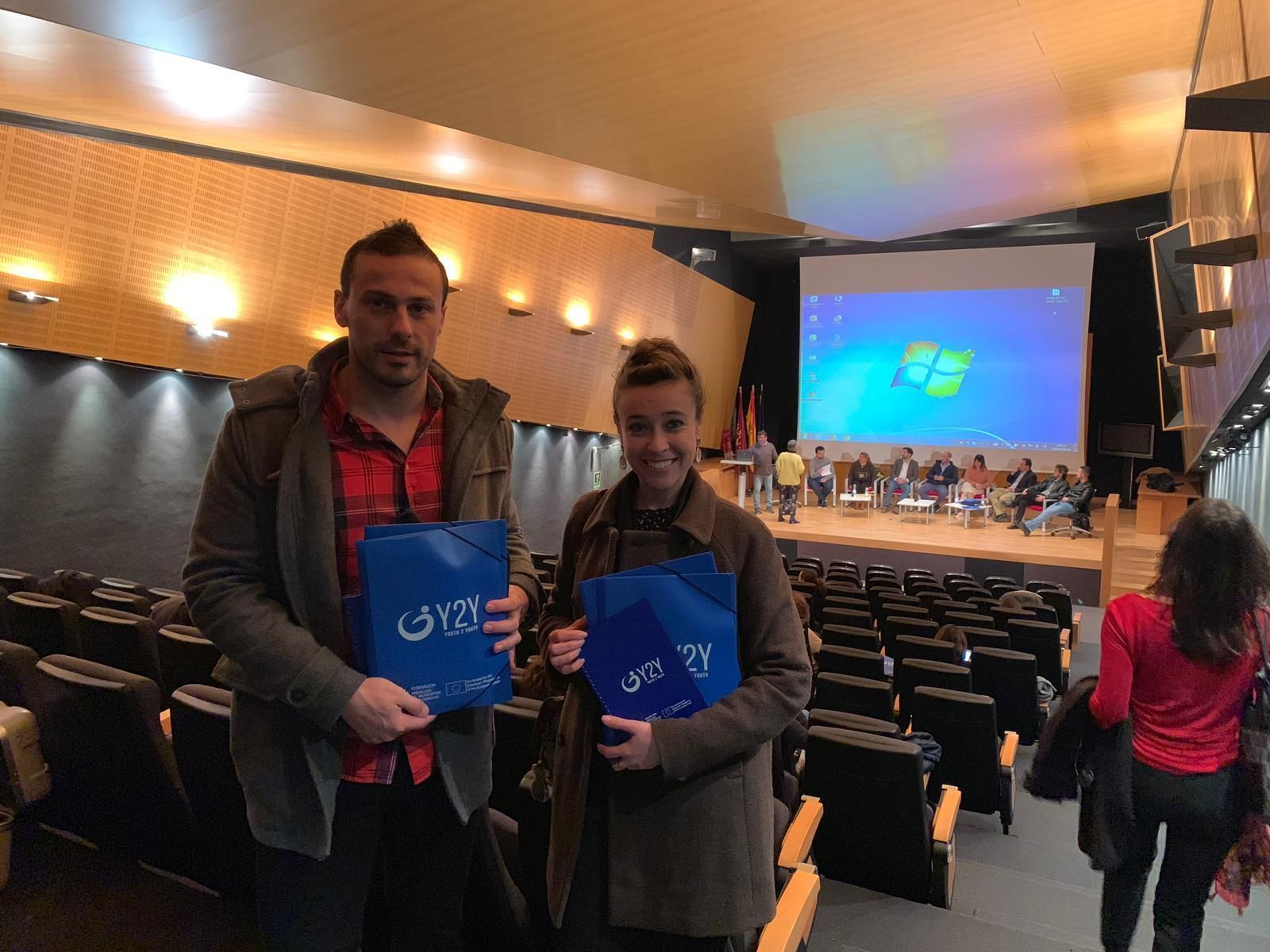 Belmonte y Caparrós durante el seminario europeo.