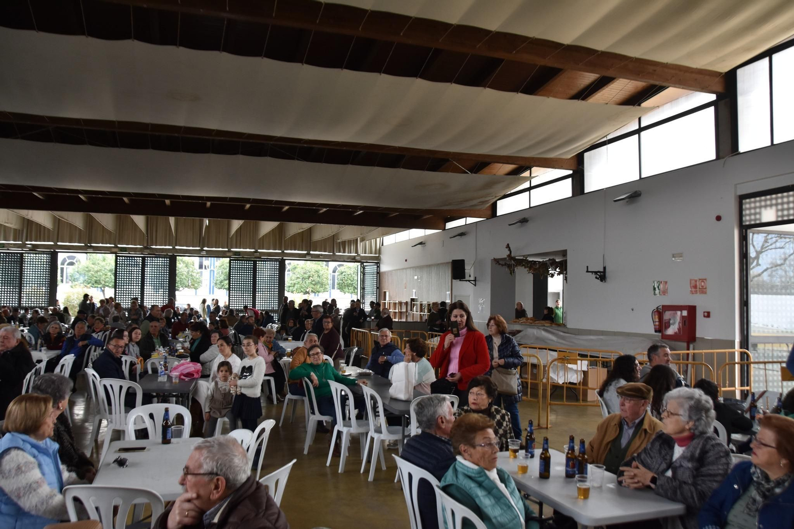 Villa del Río celebra el Día de Andalucía con el reparto de más de 2.000 cantos