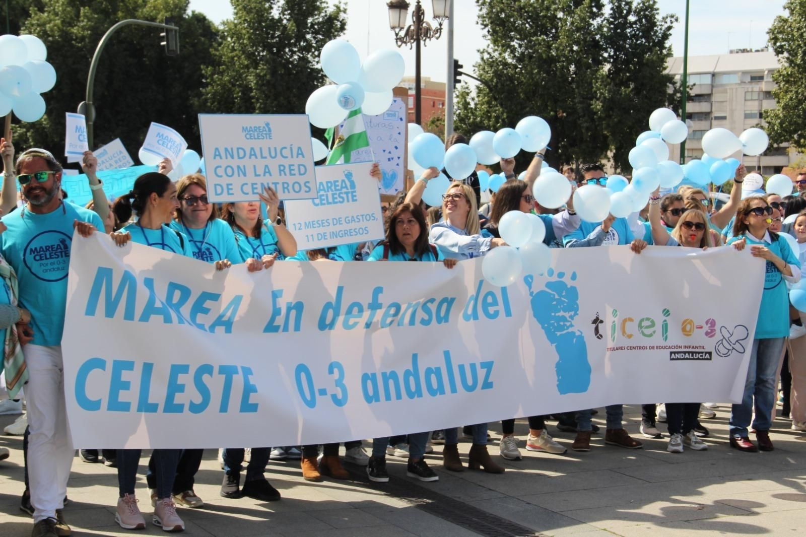 Un momento de la concentración de la denominada 'Marea celeste'.