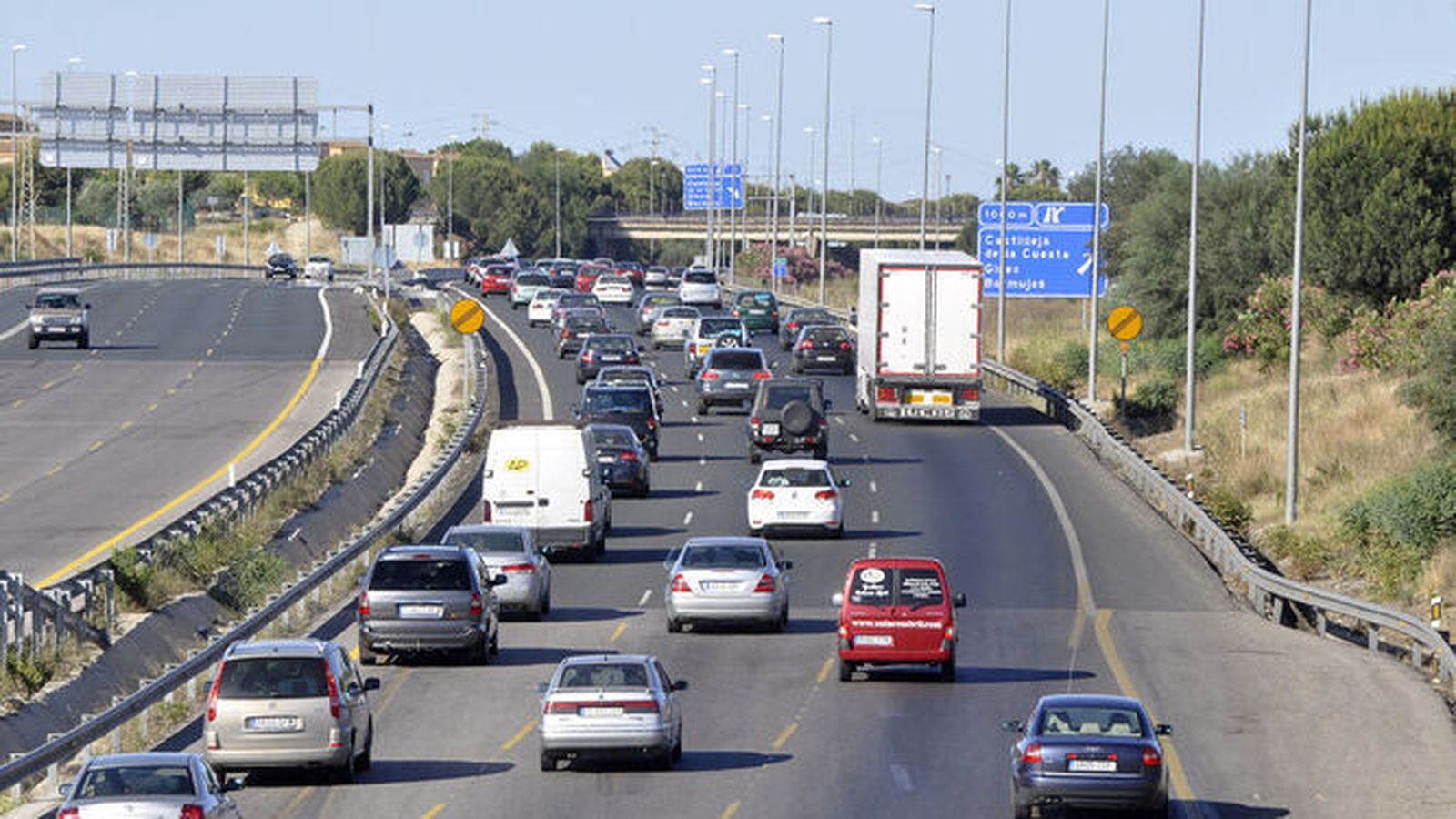 Tráfico de la A-49 en la entrada de Sevilla.