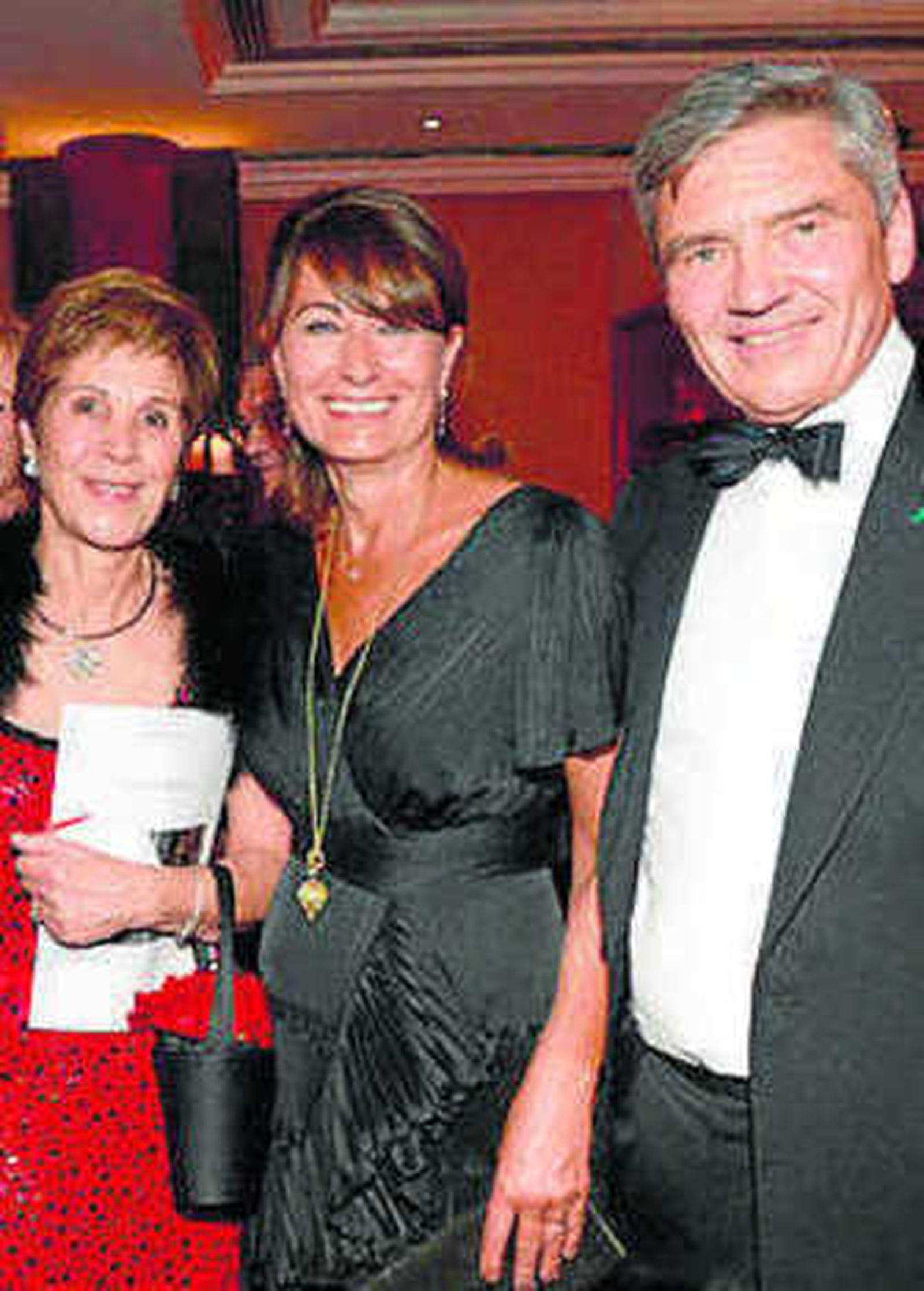 Carole Middleton vuelve a ser ejemplo de elegancia