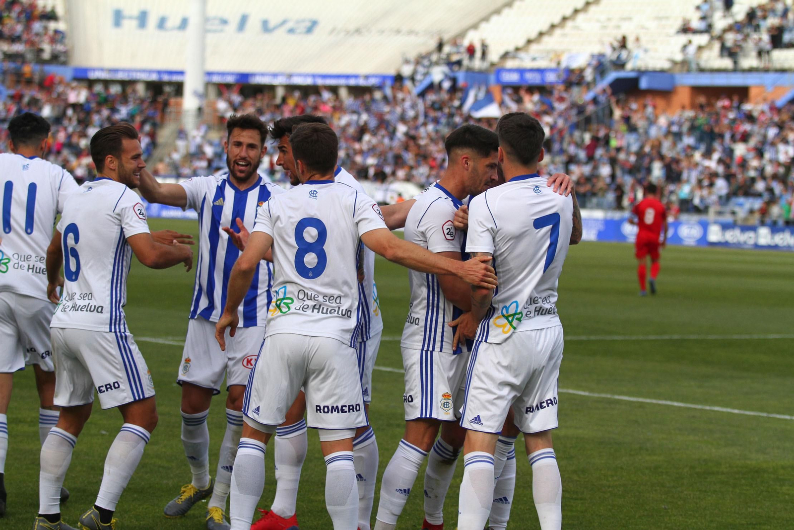 Imágenes del encuentro entre el Recreativo de Huelva y el San Fernando