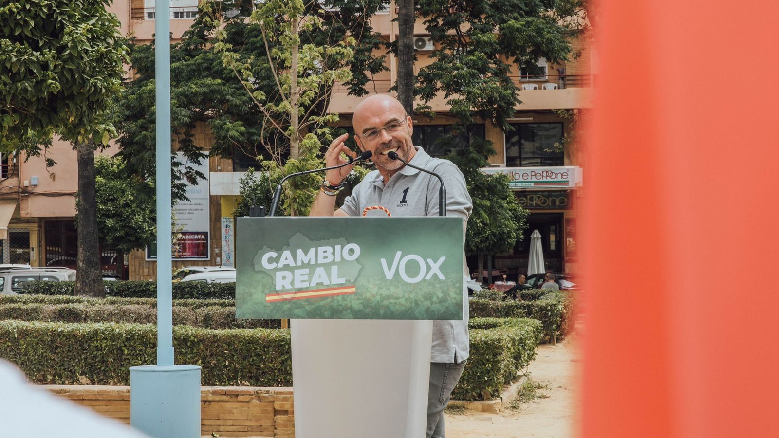 Jorge Buxadé en el acto de cierre de campaña de Vox en Huelva.