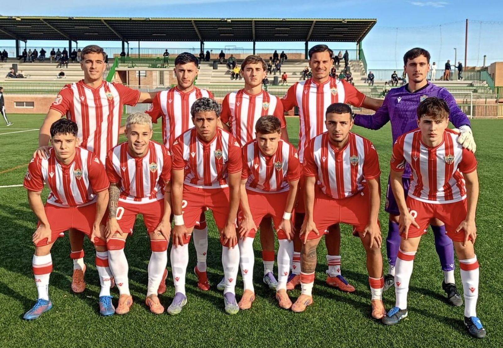 Once presentado por los rojiblancos en su encuentro frente a los sevillistas disputado en el Francisco Pomedio.