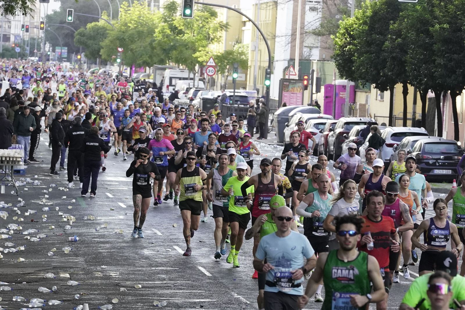el Zurich Maratón de Sevilla 2026 por Lopez de Gomara, galería 1