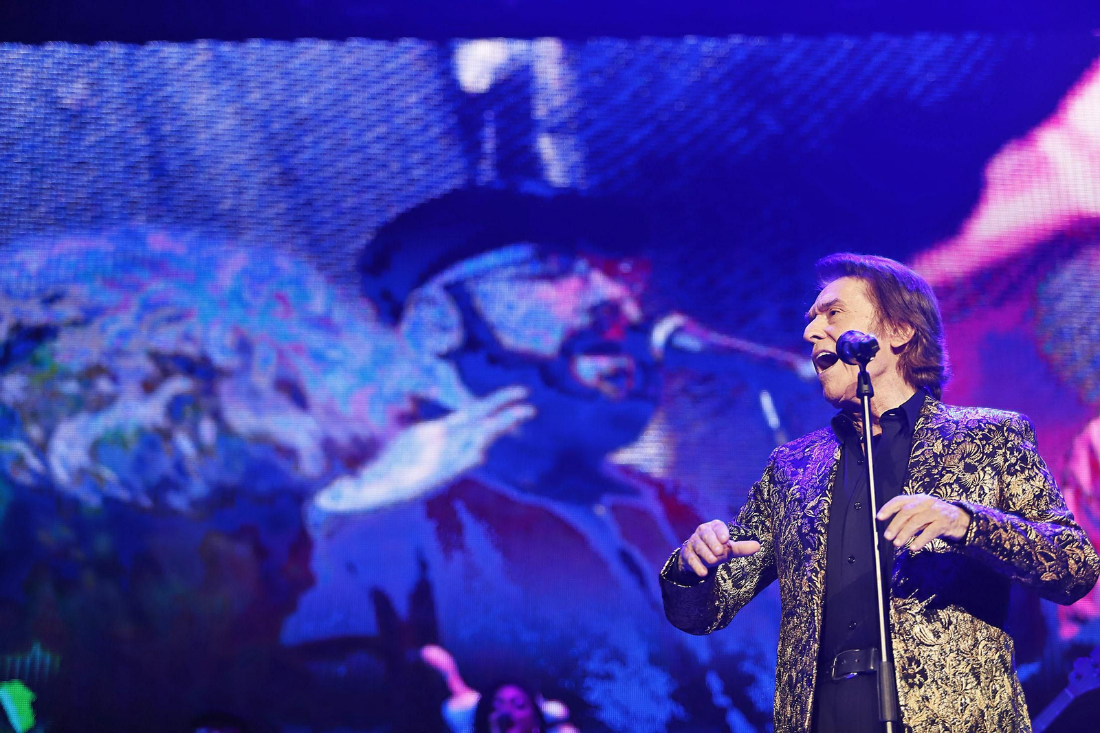 Imágenes del concierto de Rafael en el foro Iberoamericano de La Rábida