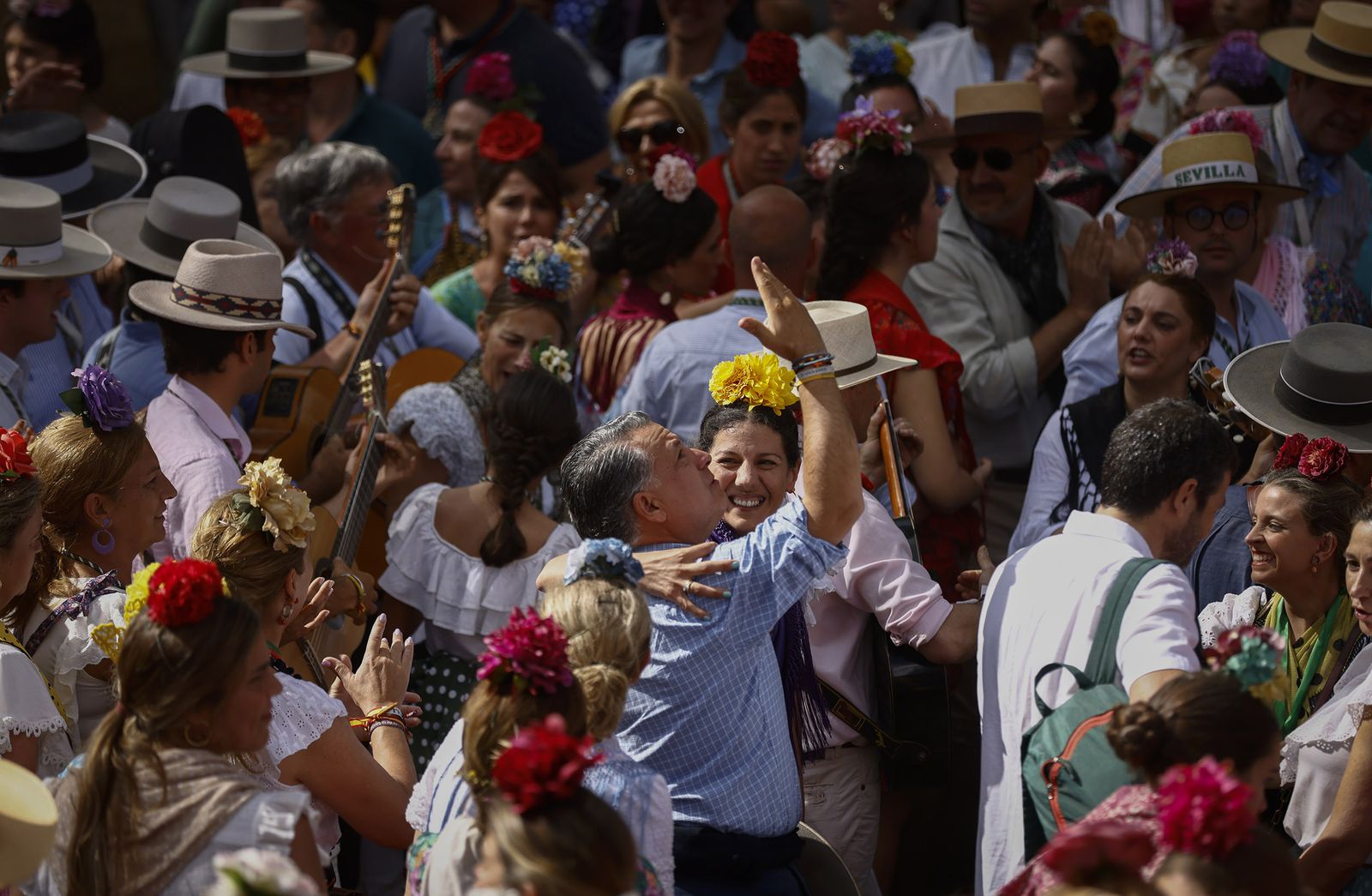 El paso de Triana y Sevilla por el Vado del Quema, en imágenes