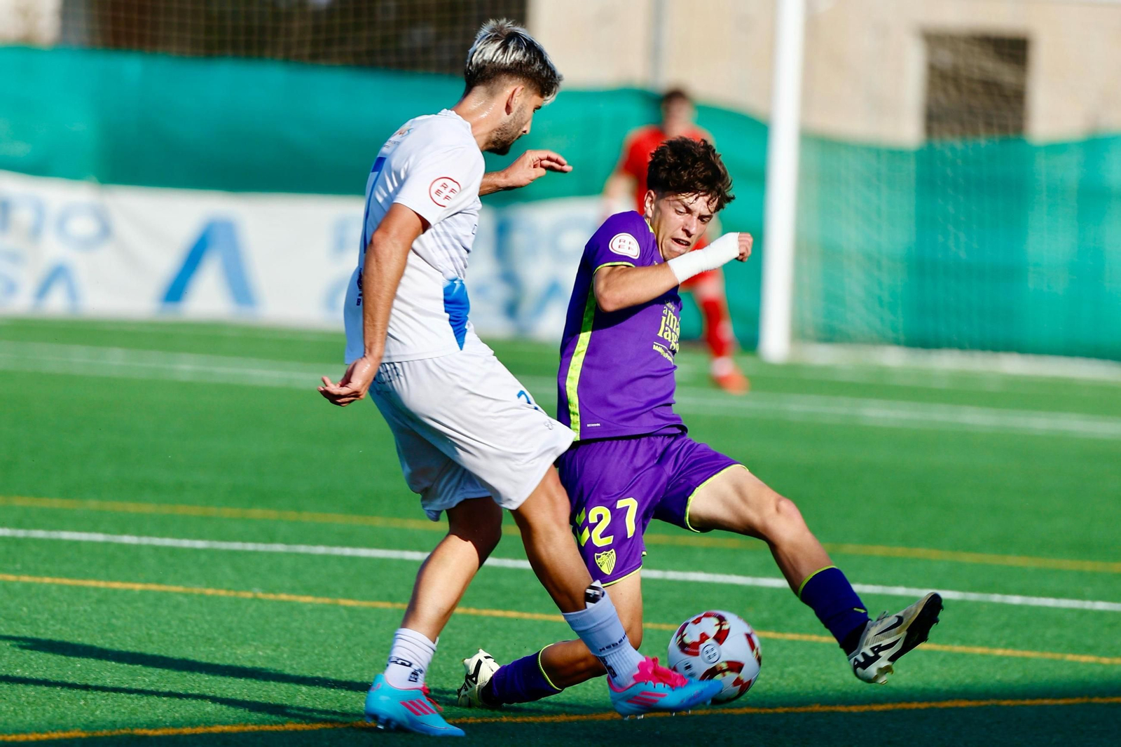 Loren, Chupete, Izan Merino, mucha afición... El Atlético Malagueño, apoyado en Mijas