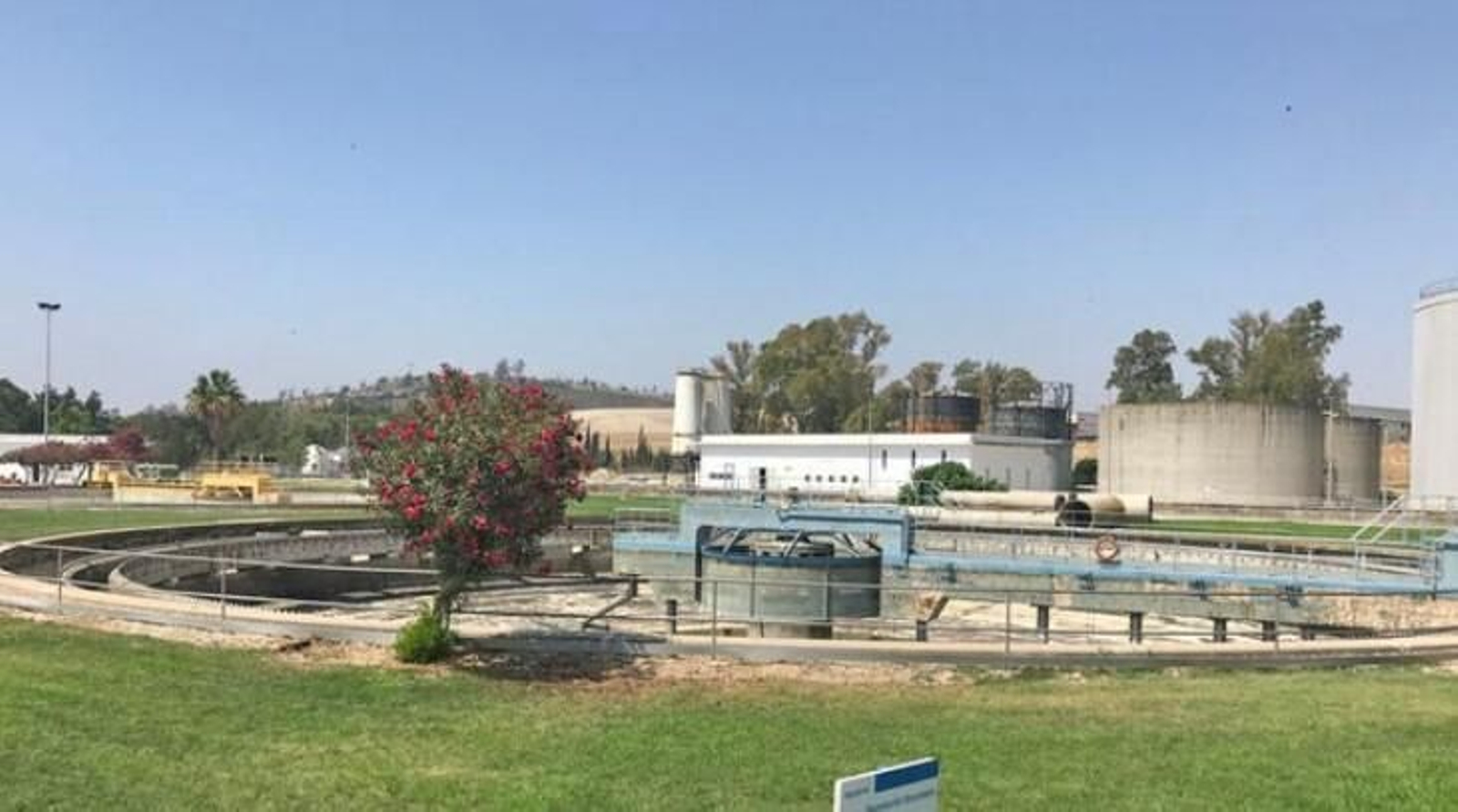 Instalaciones de la estación depuradora de aguas residuales (EDAR) de Jerez.