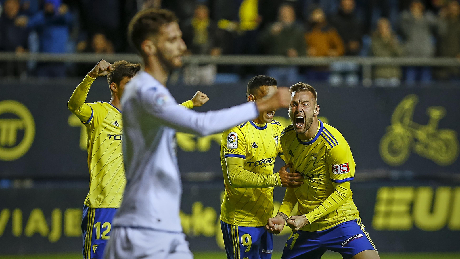 Partido Cádiz CF - Deportivo de La Coruña