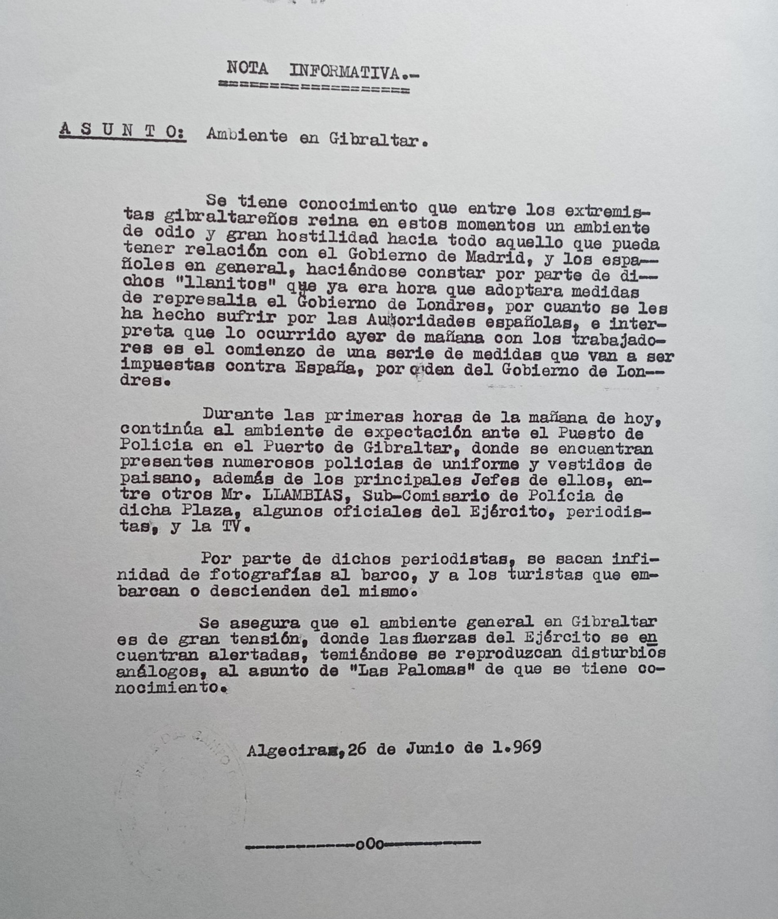 Ambiente en Gibraltar. Escrito del Gobierno Militar al Ministerio de Asuntos Exteriores.