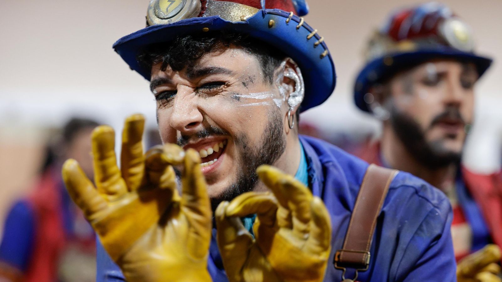 Búscate entre las mejores imágenes de la primera sesión de semifinales del COAC 2025