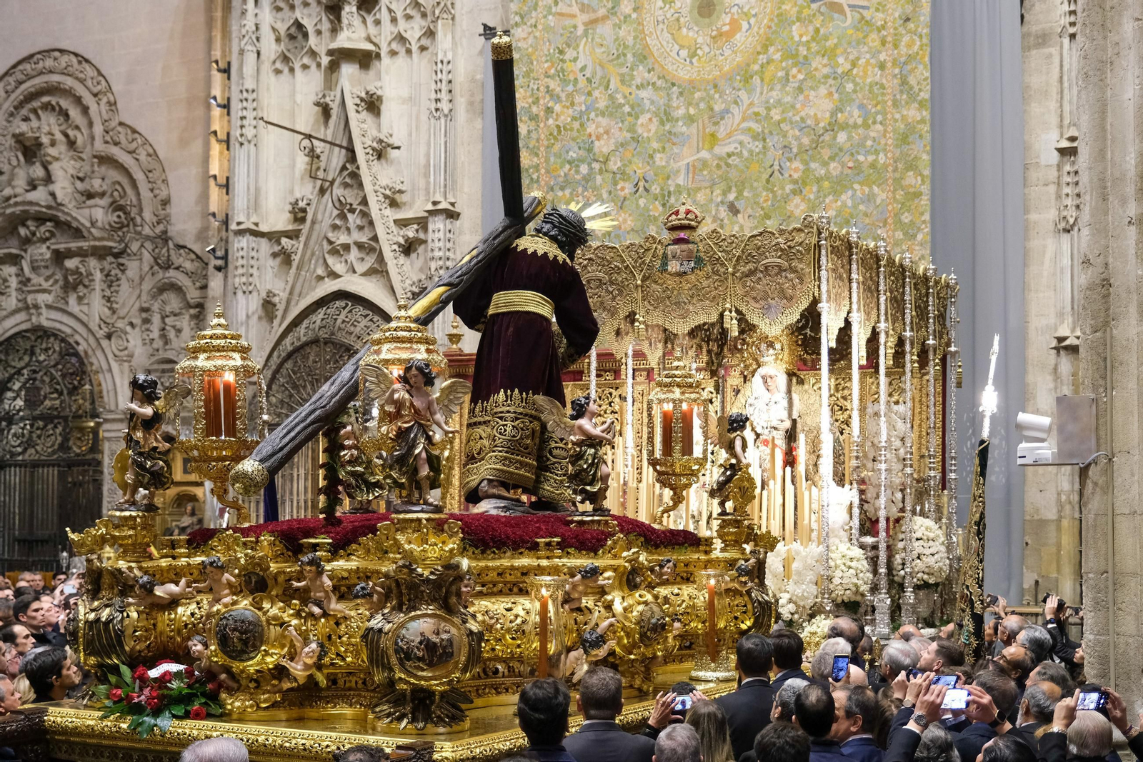 Imágenes del traslado del Gran Poder a la Catedral