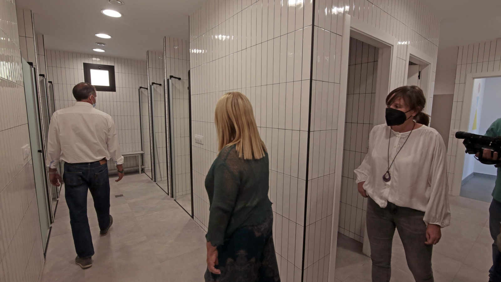 Alcaldesa visita Arena Fitness y Arena Village