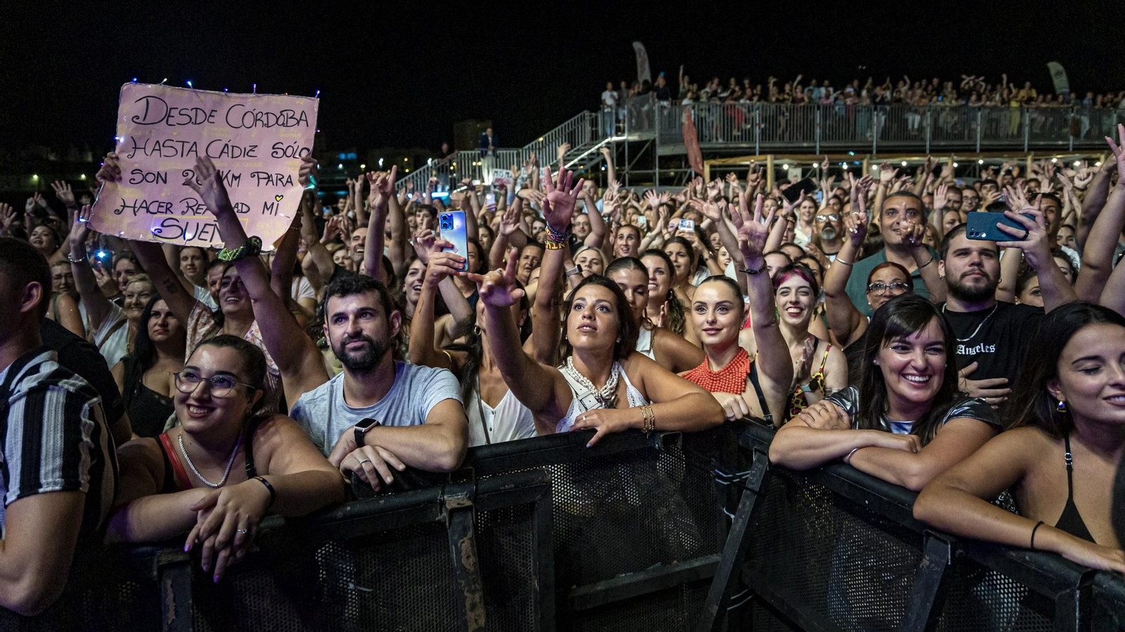 Las imágenes del concierto de despedida de Andy&Lucas en el muelle de Cádiz