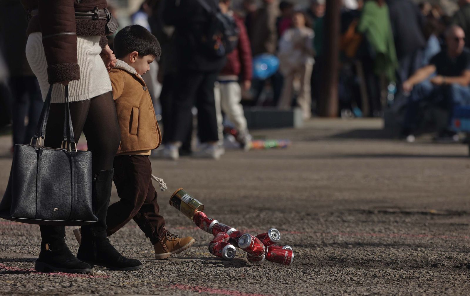Búscate en el multitudinario arrastre de latas 2026 en Algeciras
