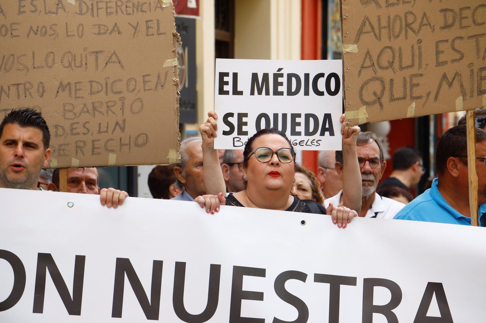 Las imágenes de la protesta de los vecinos de Villarrubia en defensa de la sanidad pública