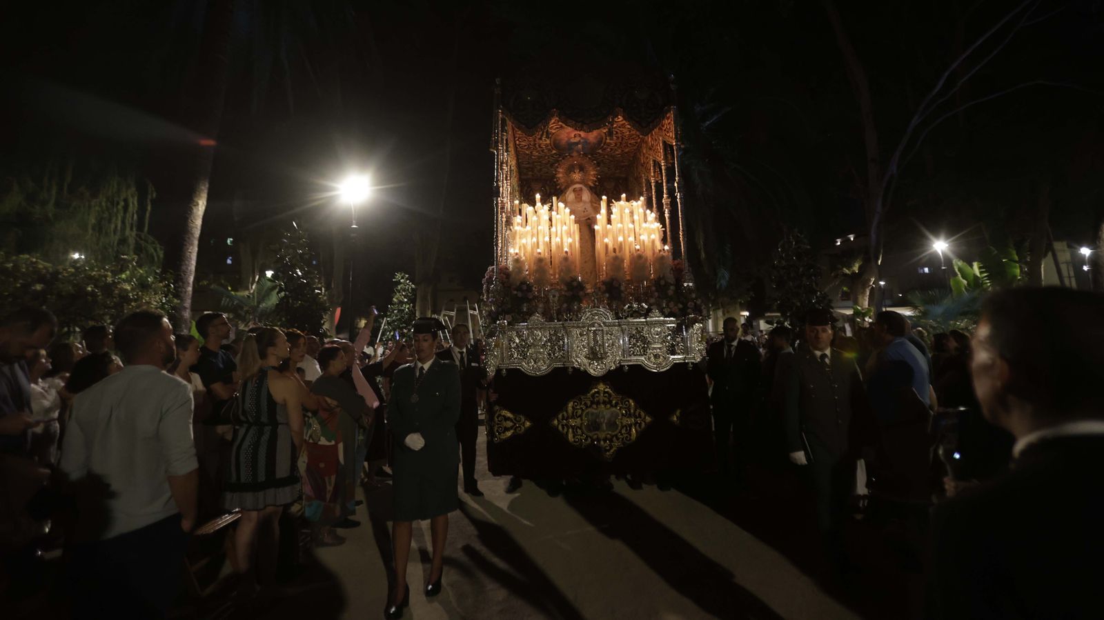 La Magna Mariana de Algeciras por el Parque María Cristina, en imágenes