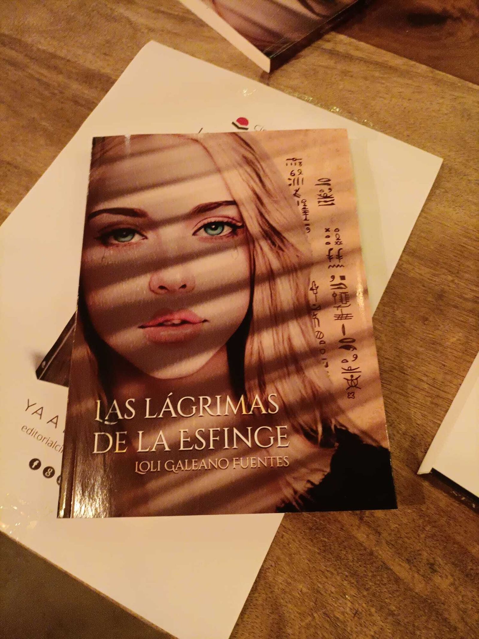 'Las lágrimas de la esfinge' aúna en su argumento amor, historia, intriga y mucha ternura