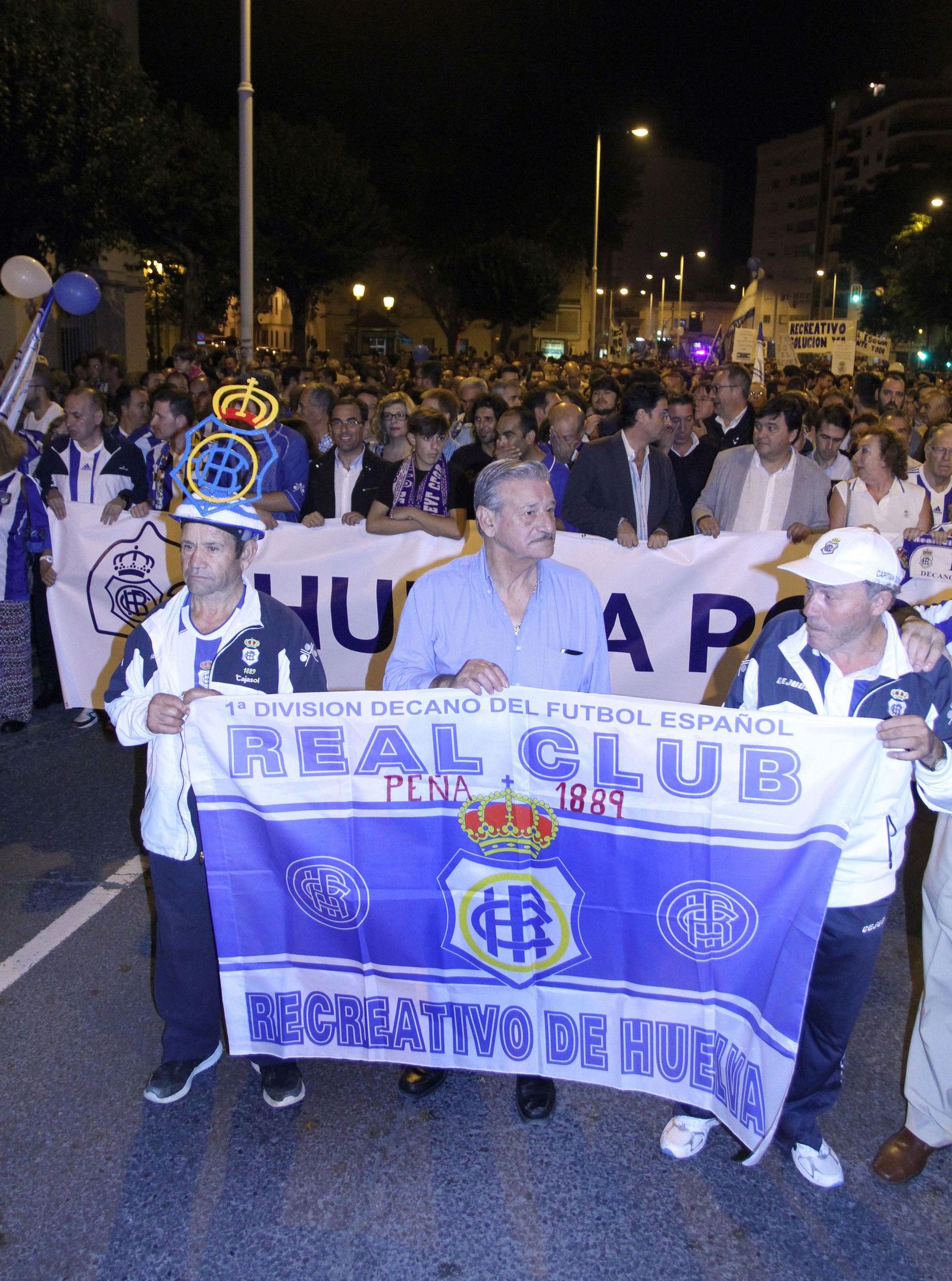 Las imágenes de cuando Huelva se echó a la calle por su Recre
