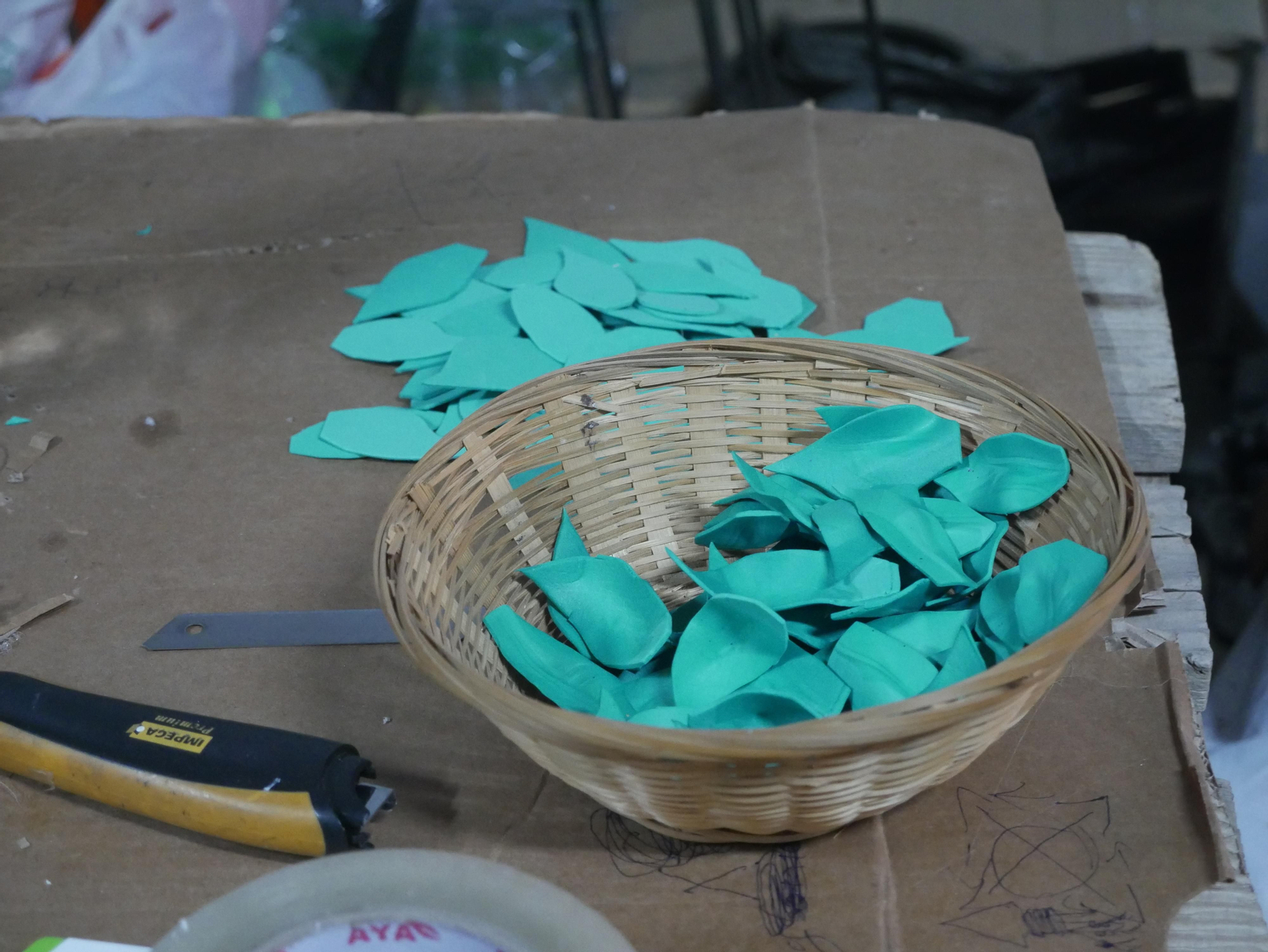 Imágenes de la elaboración de las carrozas tradicionales de Canjáyar