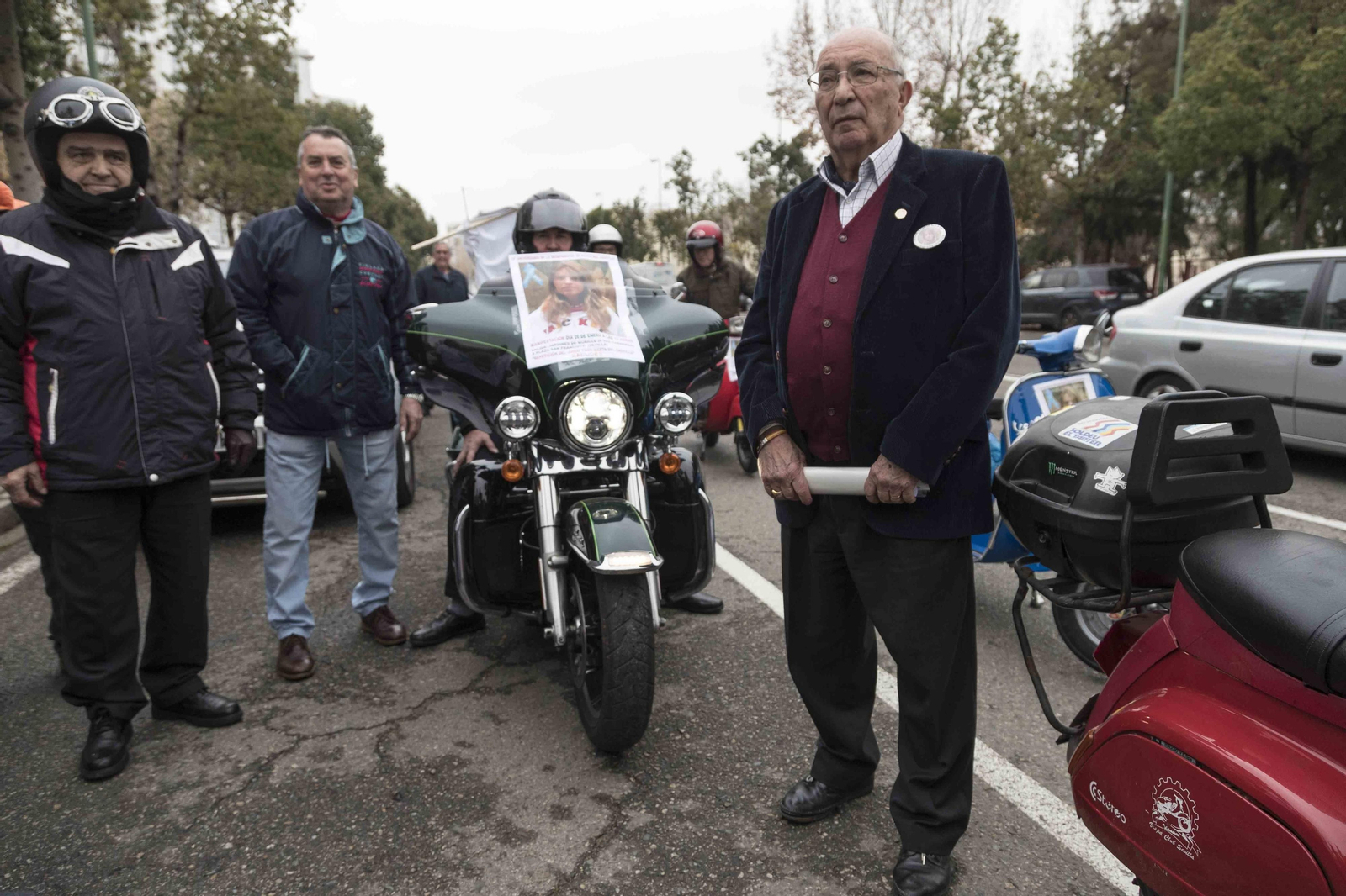 Las imágenes de la caravana de coches clásicos por Marta del Castillo