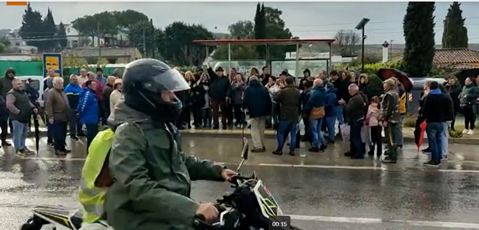 Concentración en Cuartillos el pasado 2 de enero de miembros de la Plataforma A-2003 y vecinos.