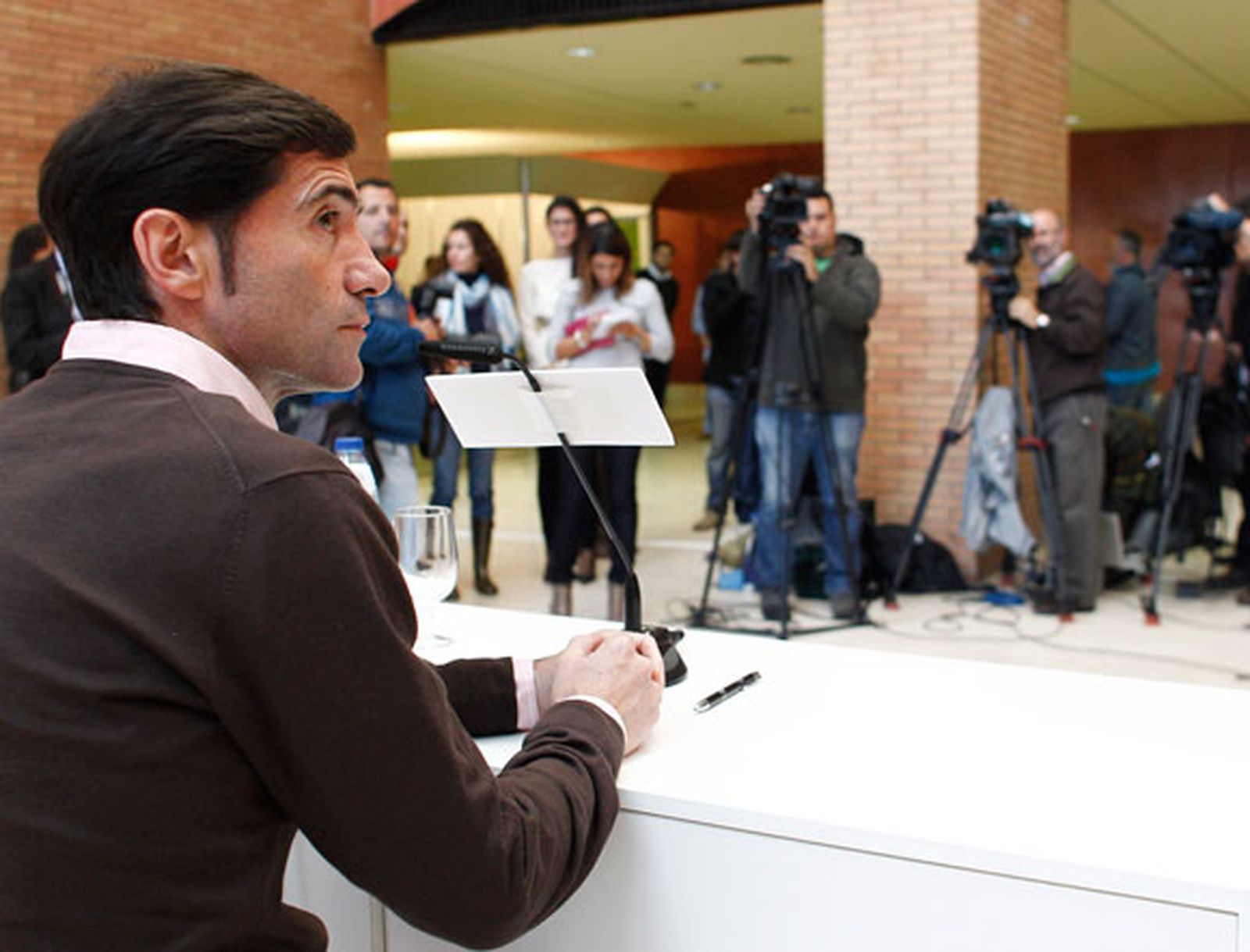 Marcelino reta a Marcelo