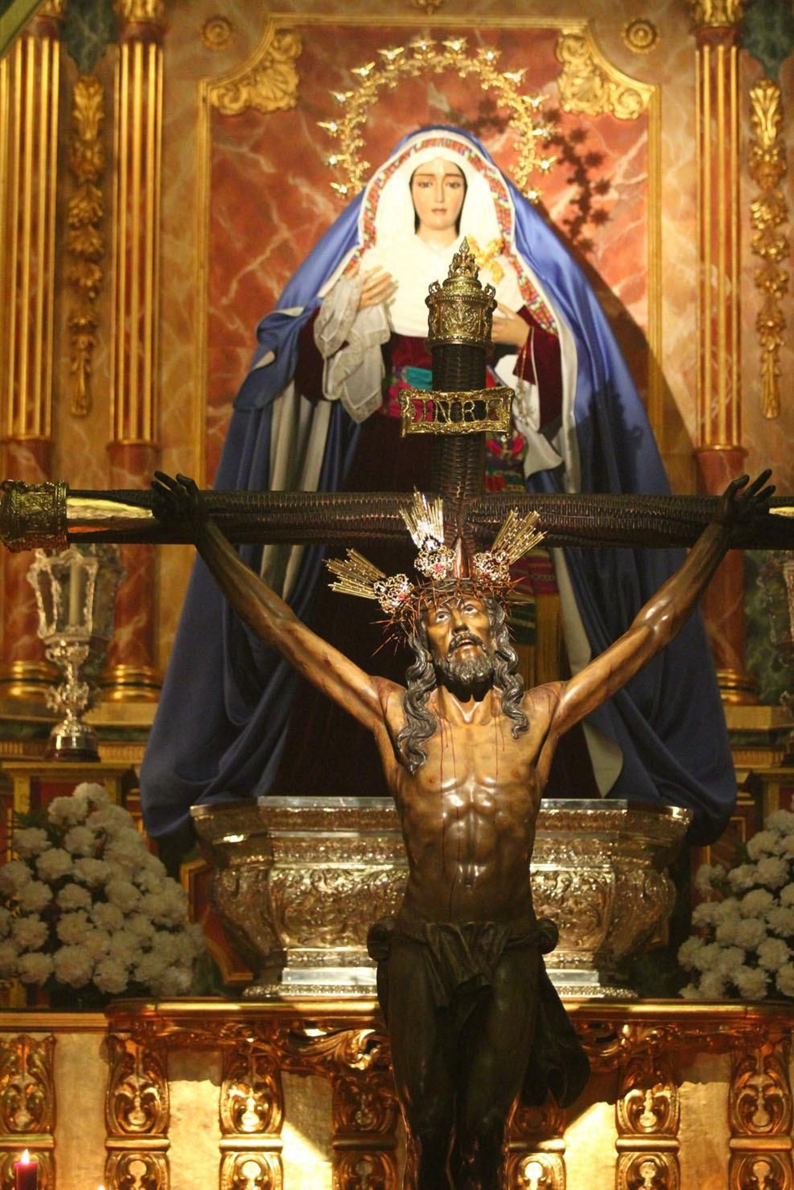 Imágenes del besapiés al Santísimo Cristo de la Expiración