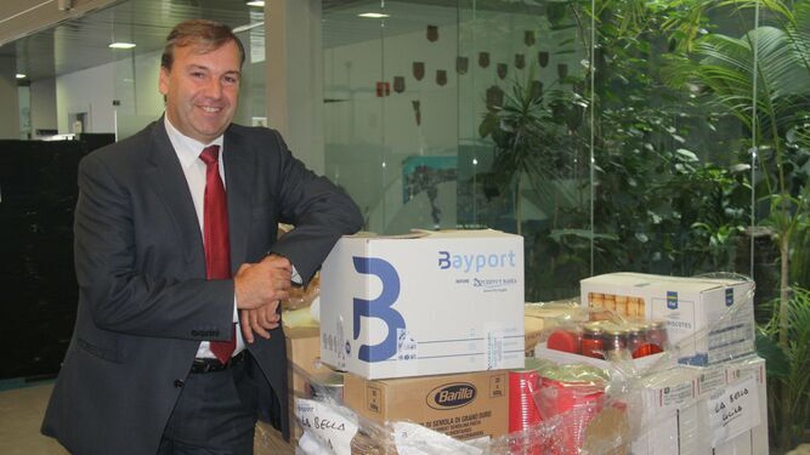 Rafael Fernández, en su empresa Bayport