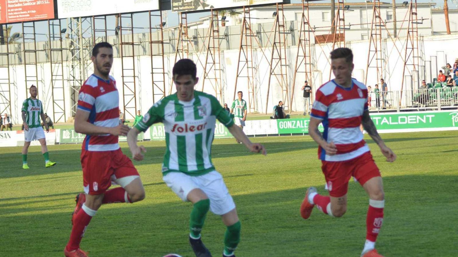 Al final los rojiblancos dieron el empate por bueno