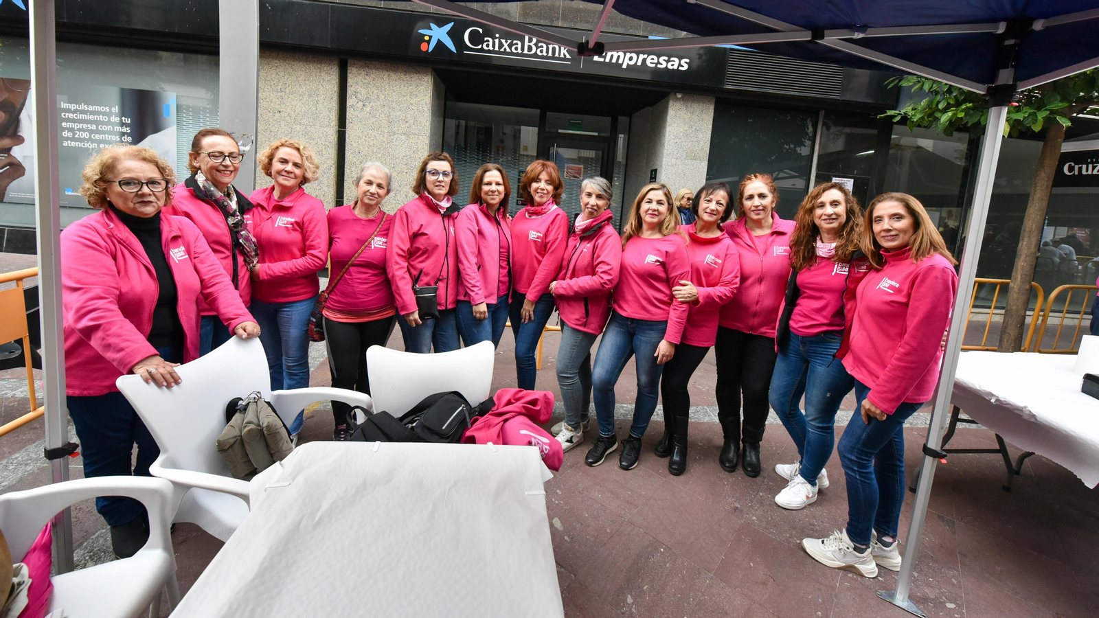 El III roscón de Reyes gigante solidario de Algeciras, en imágenes