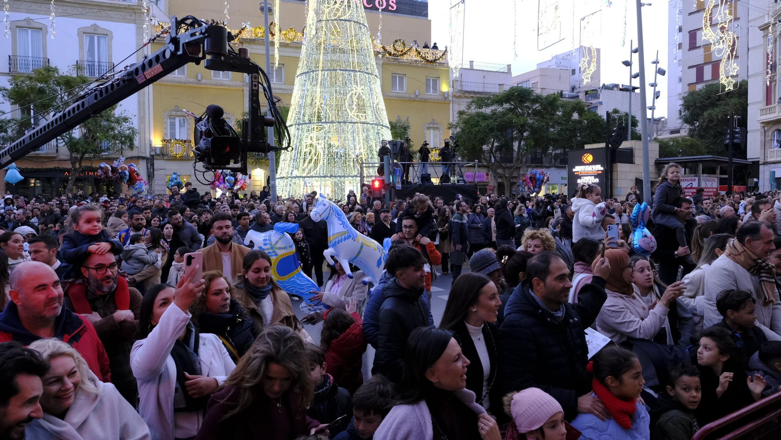La Cabalgata de Reyes Magos de Almería, en imágenes