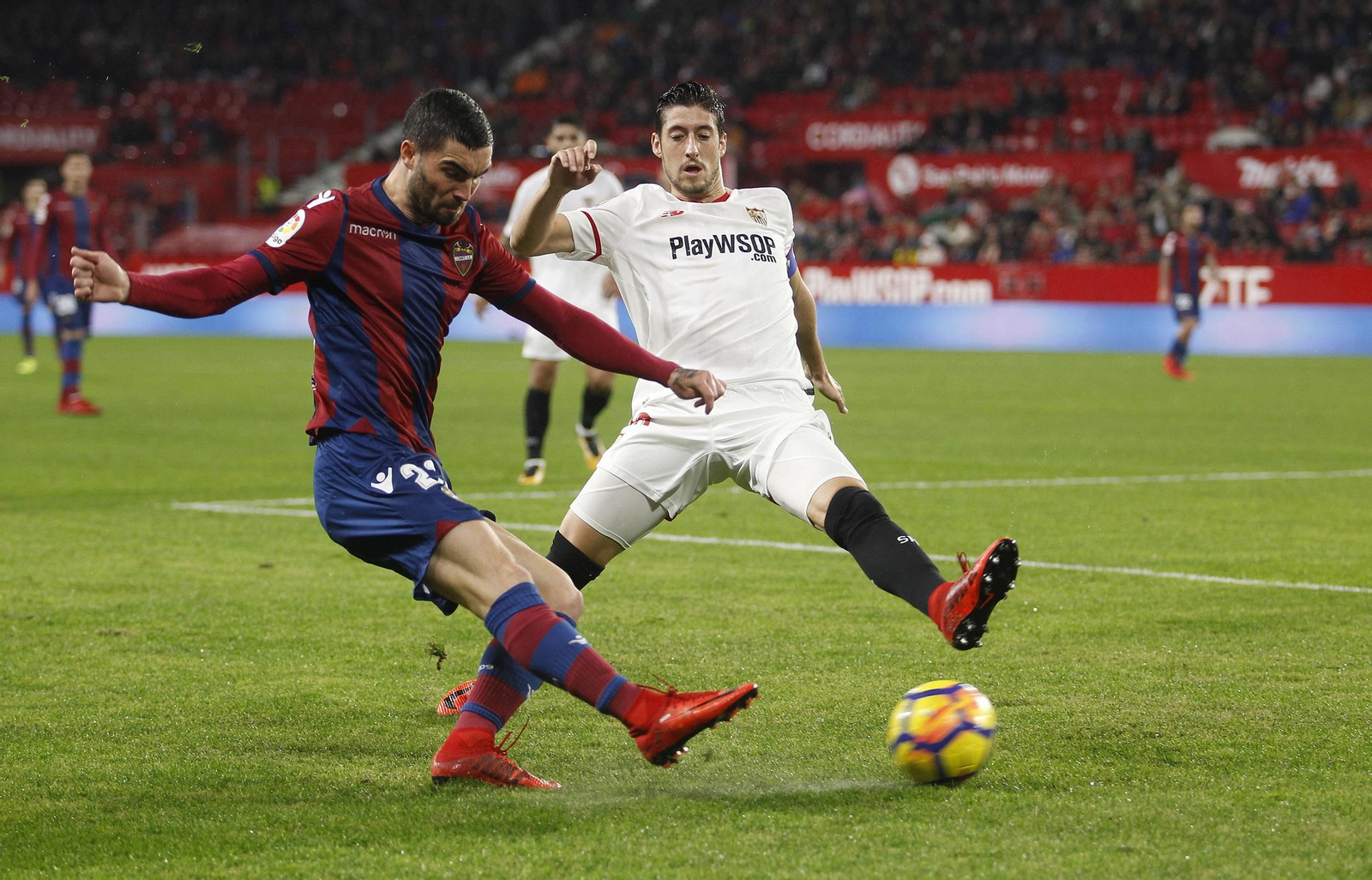 Las imágenes del Sevilla-Levante