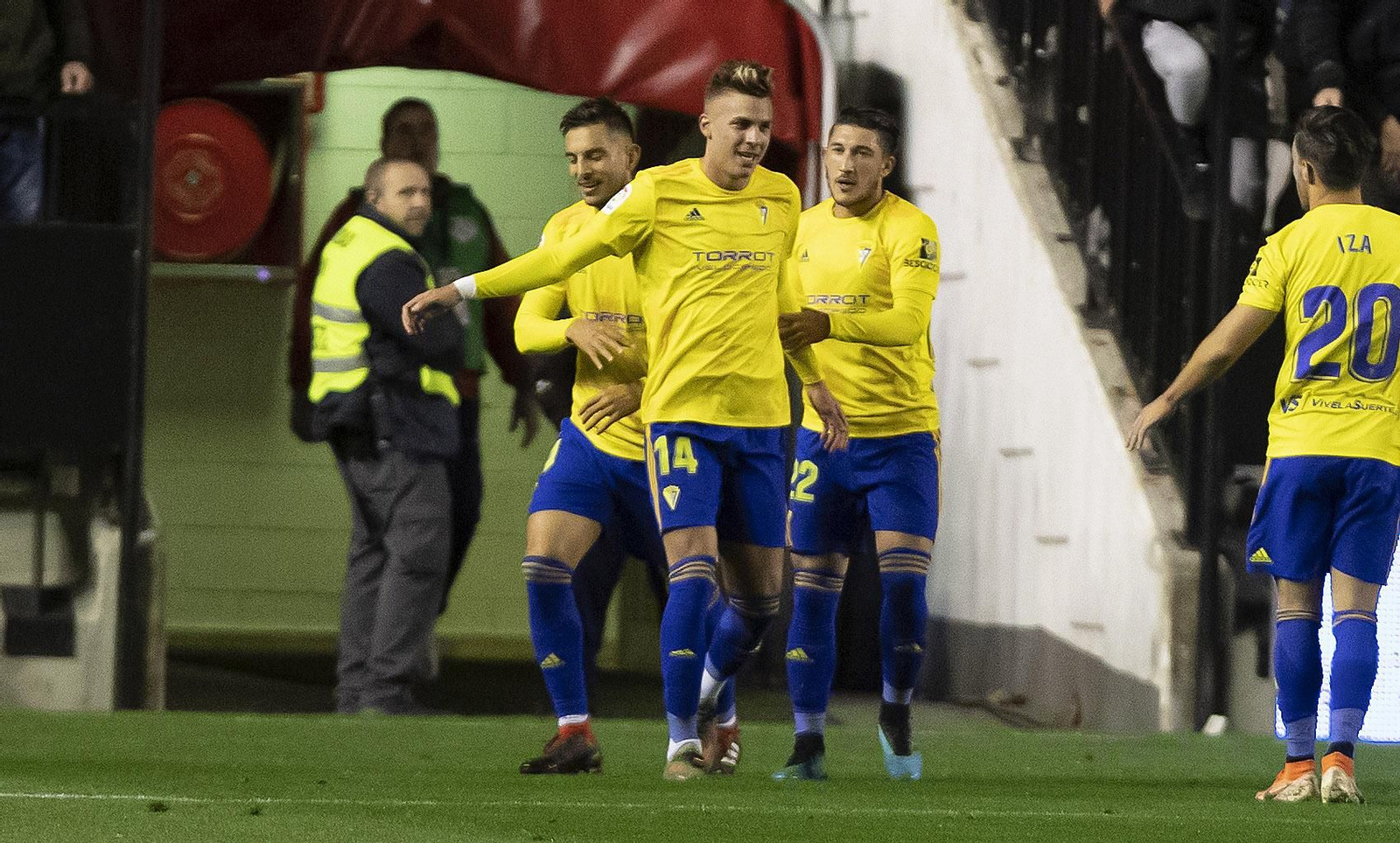 Las imágenes del Rayo-Cádiz