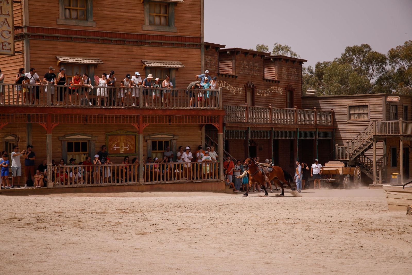 Imágenes del museo a los grandes empresarios y familias históricas de Almería
