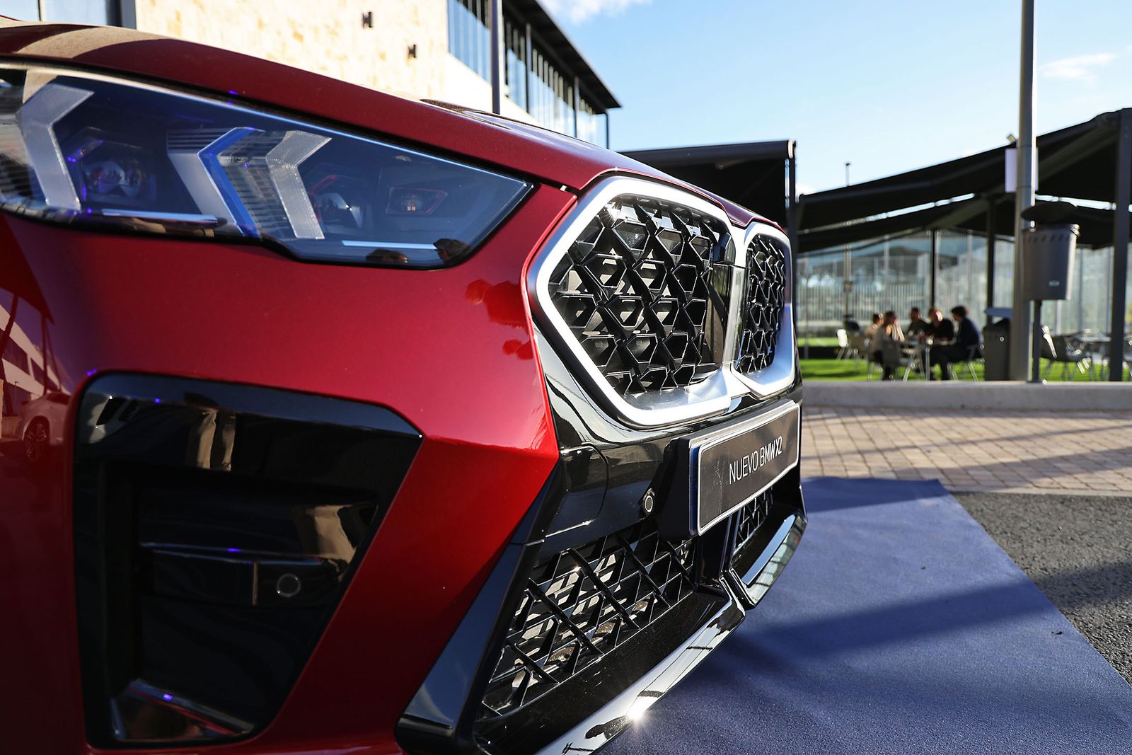 Movitransa presenta los nuevos modelos de BMW IX2 y el X2 en el complejo deportivo Lamiya