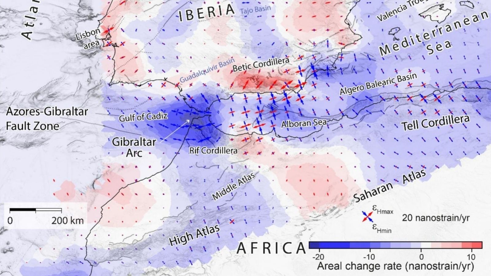 Campo de tasa de deformación geodésica calculado. Las fallas activas y potencialmente activas están marcadas con líneas grises continuas y discontinuas, respectivamente.