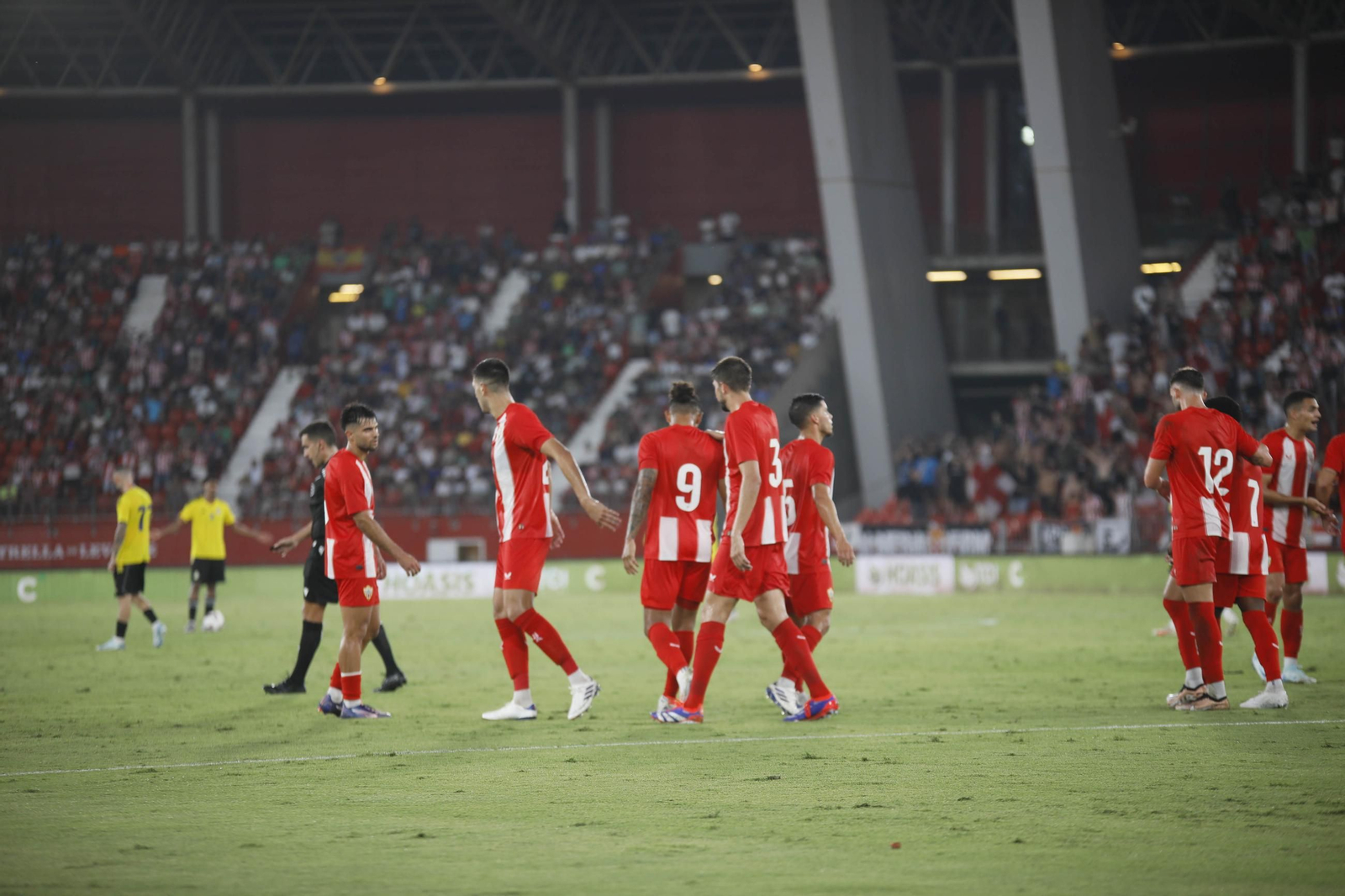 Imágenes del UD Almería-Al-Nassr, Memorial Juan Rojas