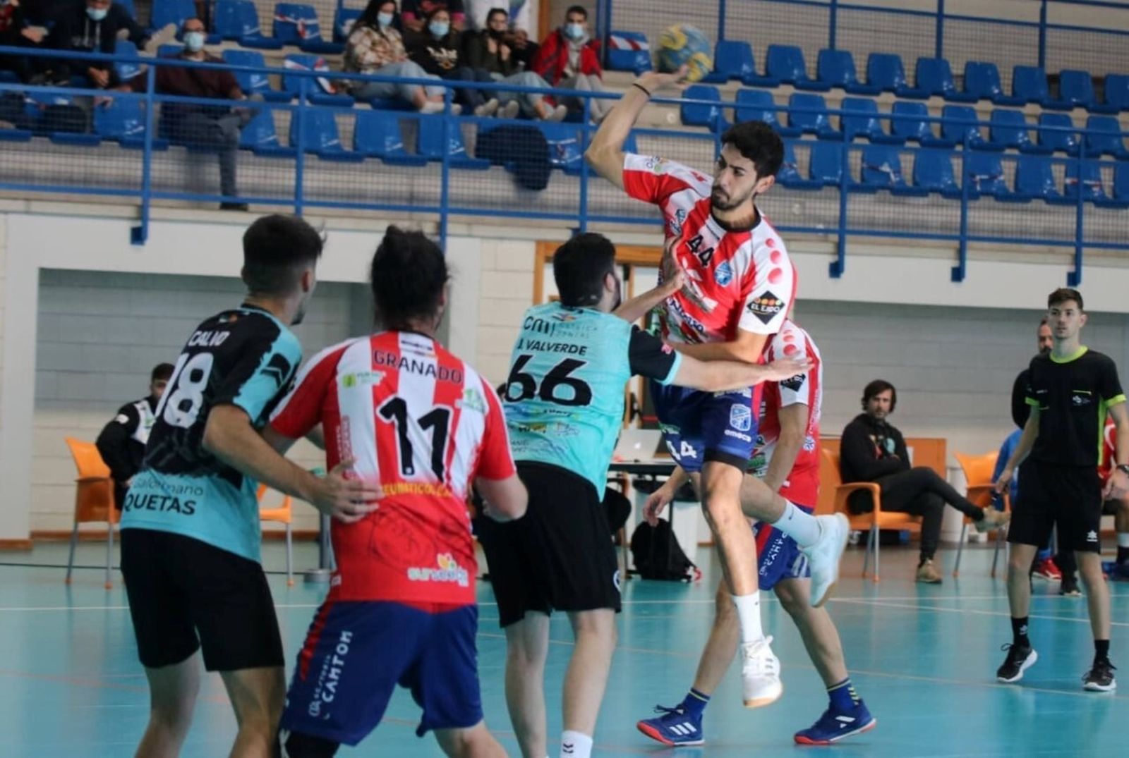 Los almerienses retoman la competición tres semanas después