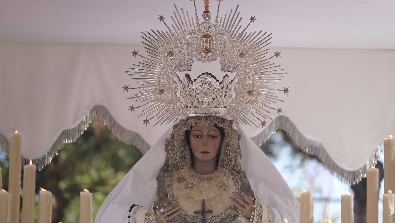 Fotogalería de la procesión de La Borriquita en Almería. Semana Santa 2022.