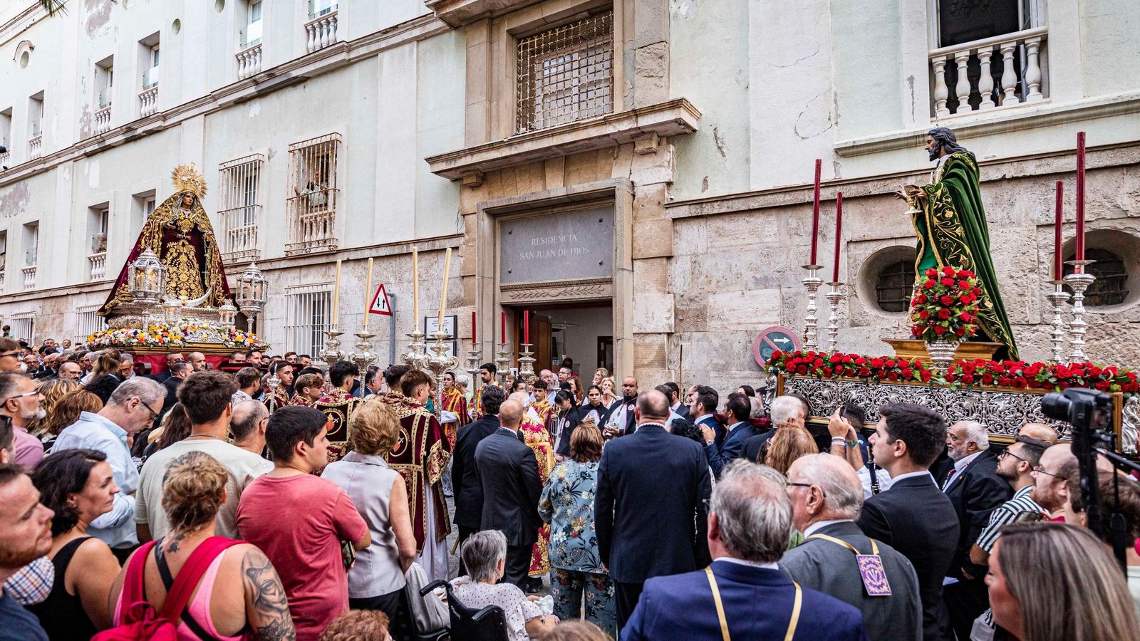 El encuentro del Señor de La Cena y la Virgen de los Dolores